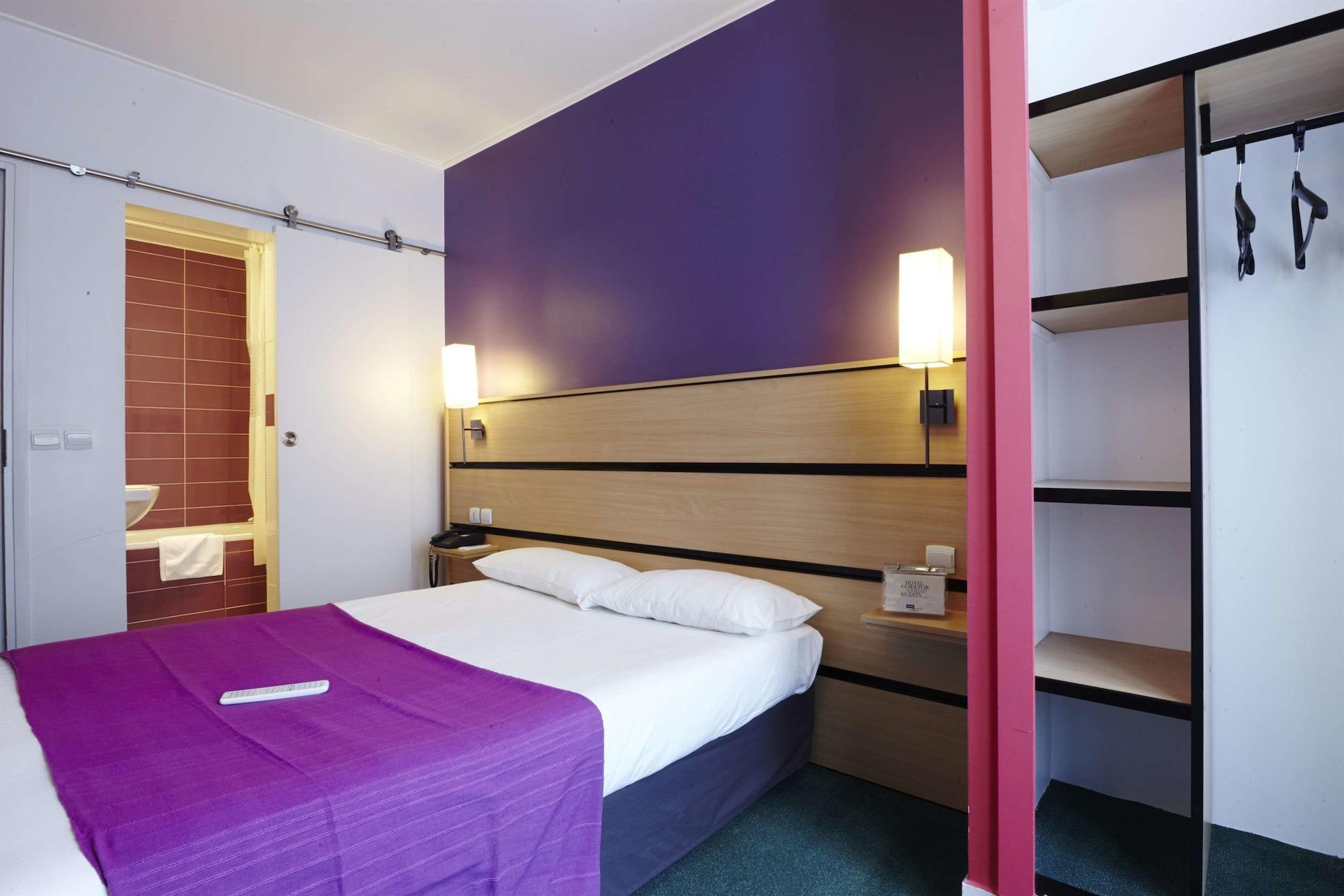 Hotel Kyriad 10 - Canal Saint Martin - République 3*