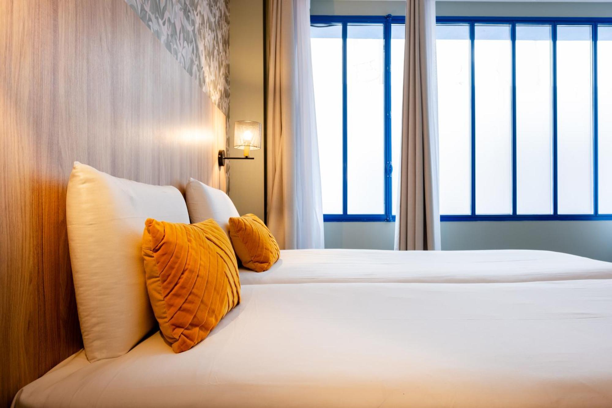 Hotel Kyriad 10 - Canal Saint Martin - République Parigi