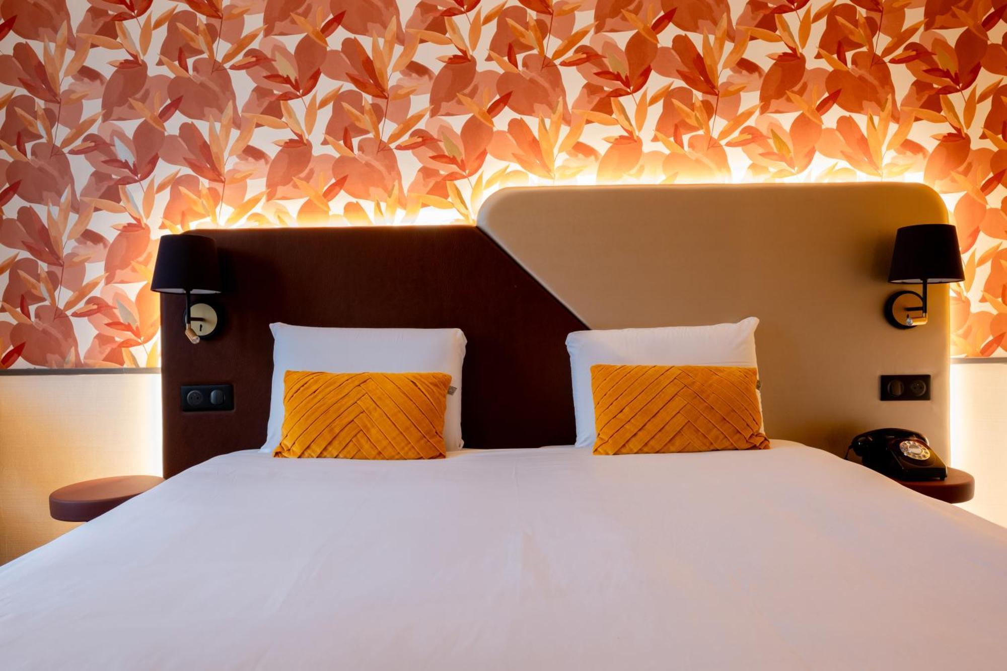 Hotel Kyriad 10 - Canal Saint Martin - République Parigi