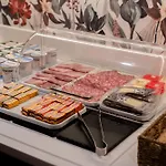 Kyriad Paris 10 - Canal Saint Martin - Republique