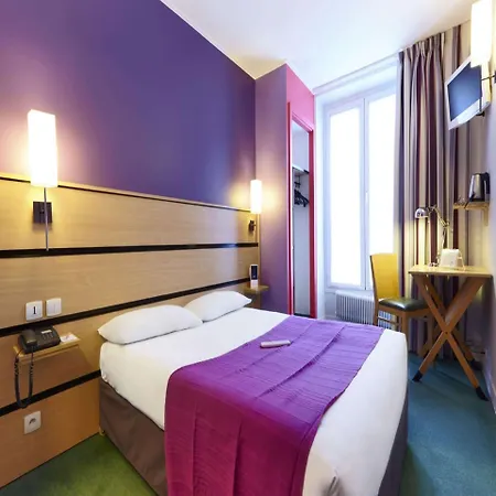 Hotel Kyriad 10 - Canal Saint Martin - République 3*