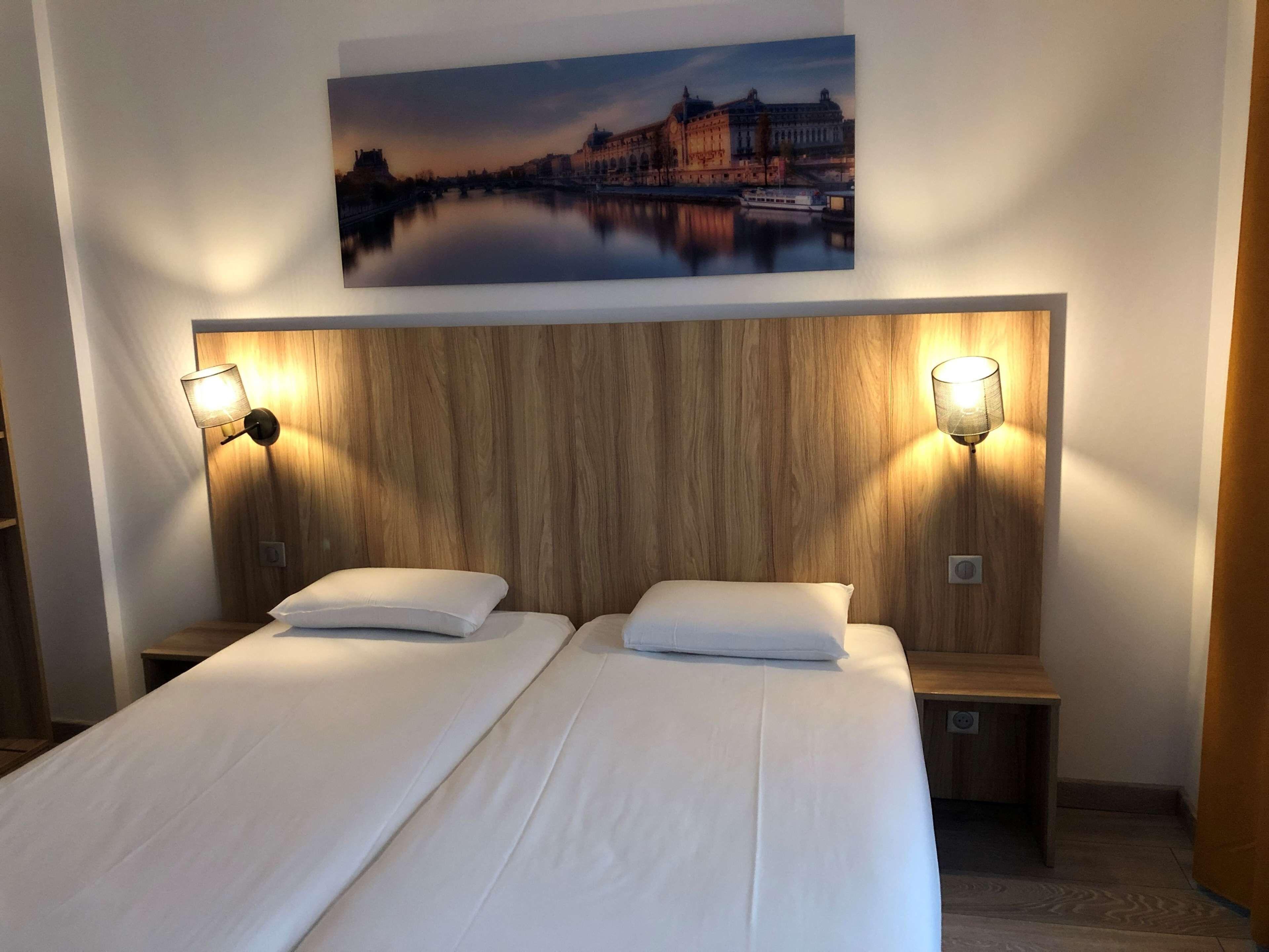 Kyriad 10 - Canal Saint Martin - Republique Paris