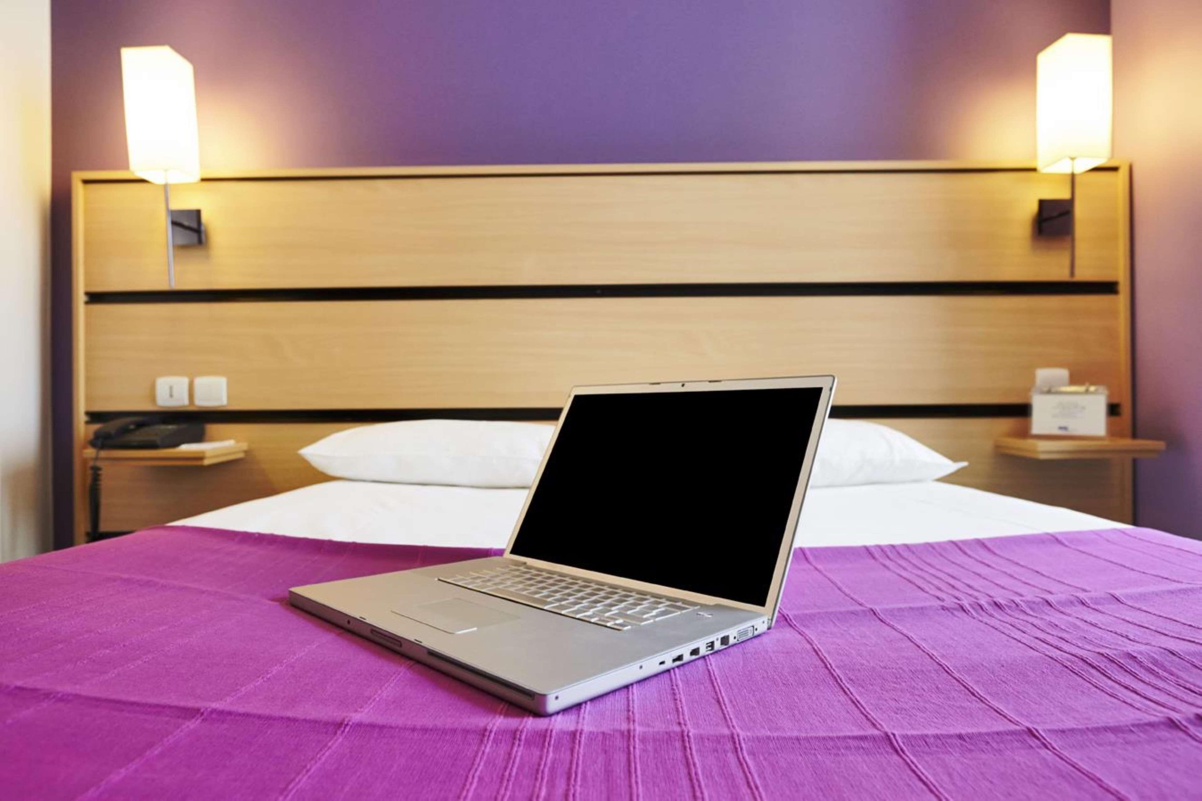 Kyriad 10 - Canal Saint Martin - Republique Paris