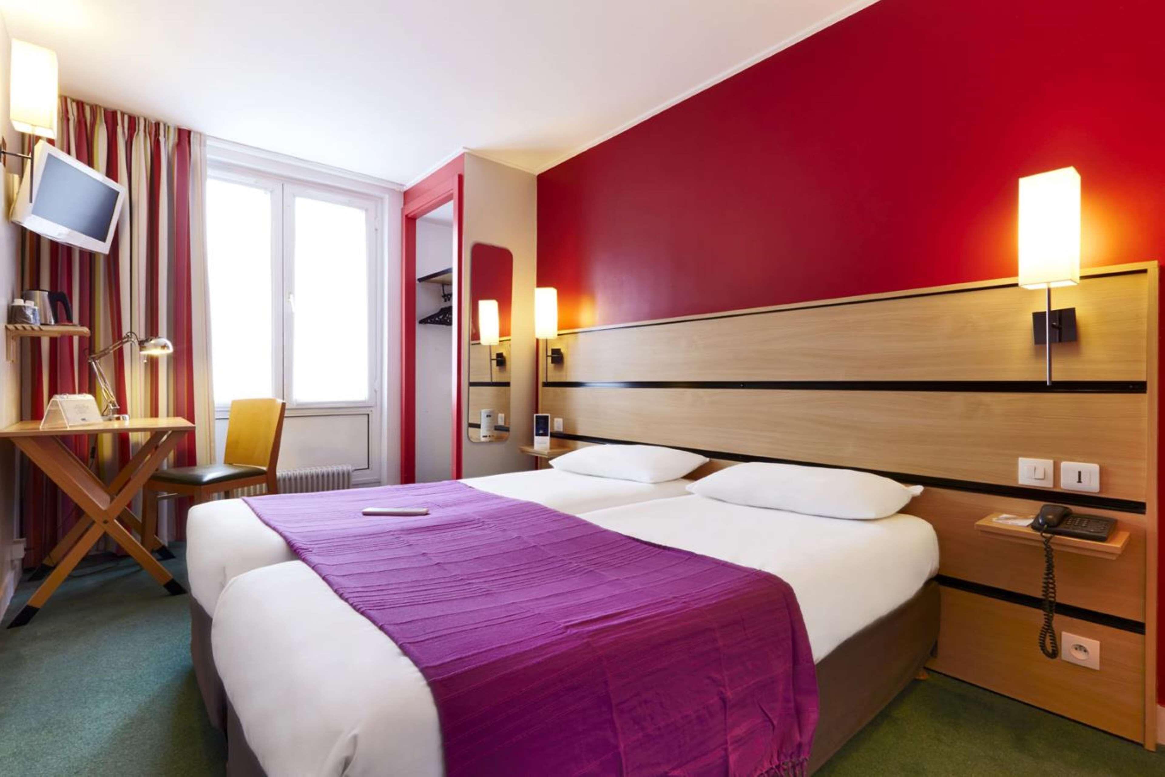 Kyriad 10 - Canal Saint Martin - Republique Hotel Paris