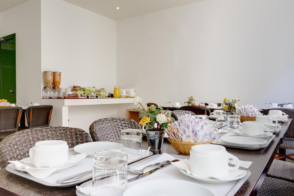 Kyriad 10 - Canal Saint Martin - Republique Paris